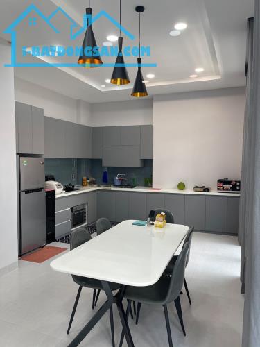 Kẹt tiền kinh doanh bán nhà Hoàng Hoa Thám, Bình Thạnh, 76m2, HXH, chỉ 8 tỷ 200. - 2