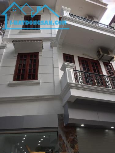 Bán nhà ngõ 178 Tây Sơn, DT 46m x 5 tầng , 50m ra phố , giá 5,3 tỷ lh 0911002289