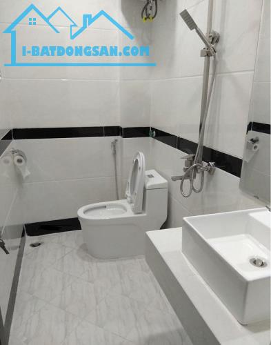 Bán nhà ngõ 178 Tây Sơn, DT 46m x 5 tầng , 50m ra phố , giá 5,3 tỷ lh 0911002289 - 2