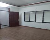 Nhà bán Phố cổ khu vực Hàng Trống 151 m2, ô tô vào nhà, kinh doanh được các mặt hàng.