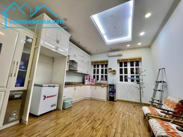 Bán Nhà phố Nguyễn Sơn, Trung tâm phố xách tay, 5 tòa Berriver, PHC Complex. - 1