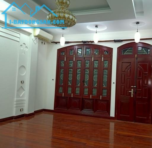 Bán nhà phố Lê Lai, quận Hà Đông 90m2, ô tô đua, vỉa hè đá bóng, kinh doanh đỉnh 10 tỷ - 1