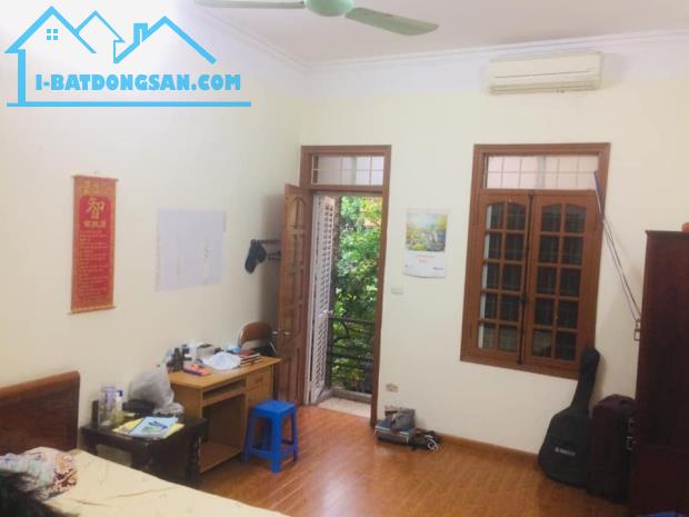 Nhà bán Nguyễn Ngọc Vũ 79m 4 tầng mt 4.5 chỉ 10.9 tỷ Cầu Giấy - 1