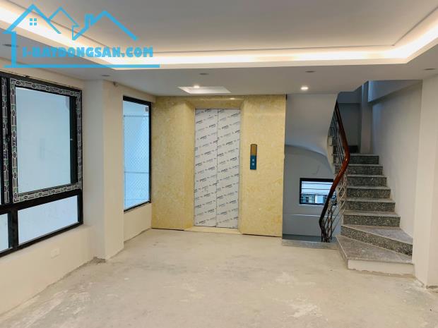 Bán Nhà Mặt phố Nghĩa Tân Cầu Giấy, 62m2 x 7 tầng TM, KD đỉnh, Giá 18,1 tỷ.