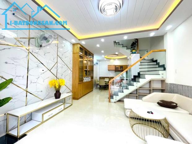 Bán nhà Nguyễn Thái Bình, P4, Tân Bình, 51m2, HXH, giá 4,6 tỷ, sổ vuông A4. - 2