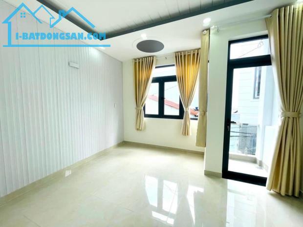 Bán nhà Nguyễn Thái Bình, P4, Tân Bình, 51m2, HXH, giá 4,6 tỷ, sổ vuông A4. - 1