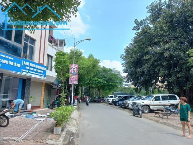 NHÀ MẶT PHỐ HỒ BA MẪU ĐỐNG ĐA 44M2 4T MT 4M - VỈA HÈ ĐÁ BÓNG - LÔ GÓC 3 THOÁNG CHỈ 18.5 TỶ - 3