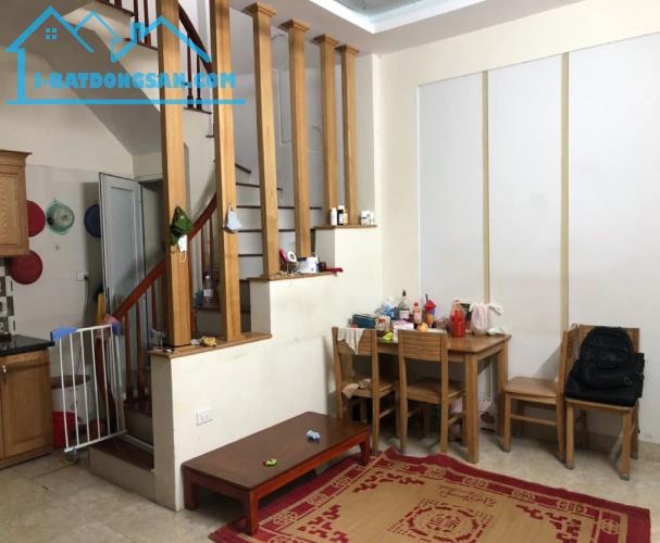 Bán Nhà Ngõ 77 Xuân La, Vị Trí Đẹp Nhà Mới Nở Hậu, 35m2, 5T, MT5,7m, 6 Tỷ - 1