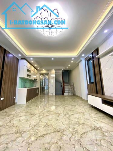 Bán gấp nhà đẹp Nguyễn Văn Cừ, gara Ô tô, Thang máy, full NT, 6T, KD văn phòng, Giá 12 tỷ. - 5