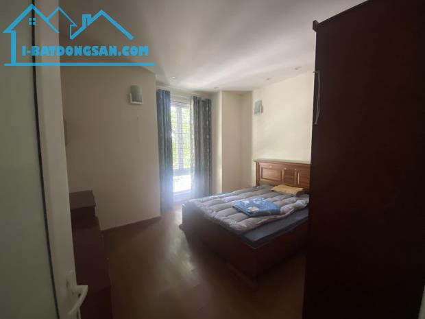 Cần cho thuê nhà liền kề ở khu-KĐT Việt Hưng-160m-giá 30 triệu/tháng - 2