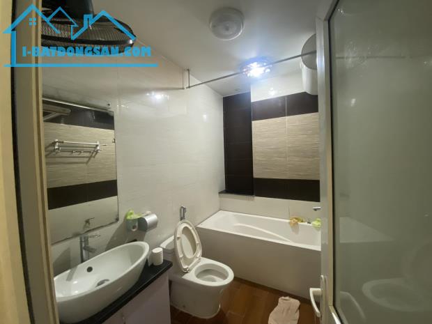 Cần cho thuê nhà liền kề ở khu-KĐT Việt Hưng-160m-giá 30 triệu/tháng - 1