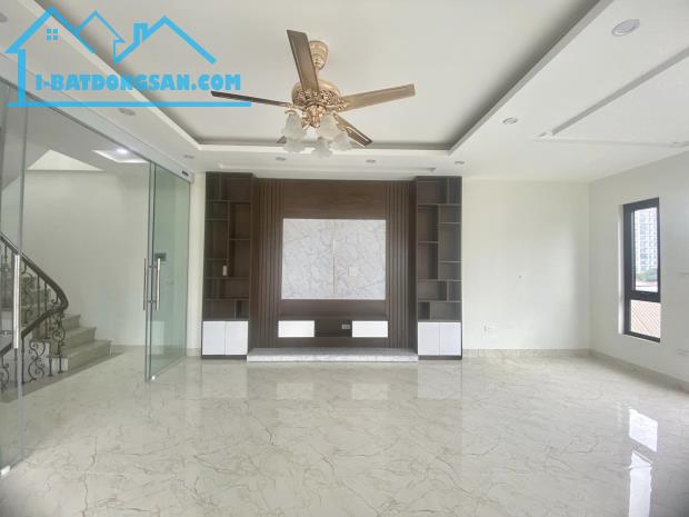 Bán Nhà Hoàng Hoa Thám, Nhà mới ở ngay, 55m2 7T, ô tô KD. Giá 11,5 tỷ. LH 034.915.7982. - 1