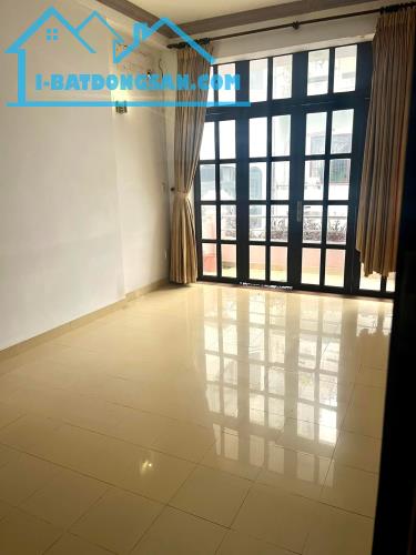 Cần tiền bán gấp nhà HXH Phan Văn Trị, Bình Thạnh, 120m2, chỉ 11 tỷ 500 - 2