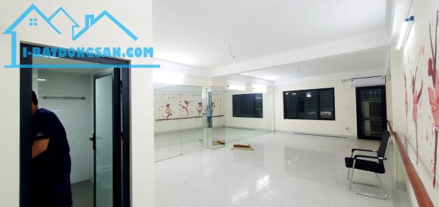 Mặt Phố Phạm Văn Đồng 70m2*6 Mặt Tiền 5m Vỉa Hè 2 Thoáng Ô Tô KD Giá 18 tỷ Lh 0824564222. - 1