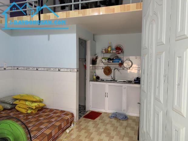 Cần bán nhà chính chủ ở Mỹ Phước 3, gồm 1 trệt 1 lầu , sau có 5 phòng trọ đang thu nhập 10
