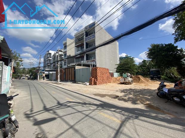 Đất mặt tiền kinh doanh buôn bán đường 11 phường  trường thọ, thủ đức. Ngang 9m vuông vức
