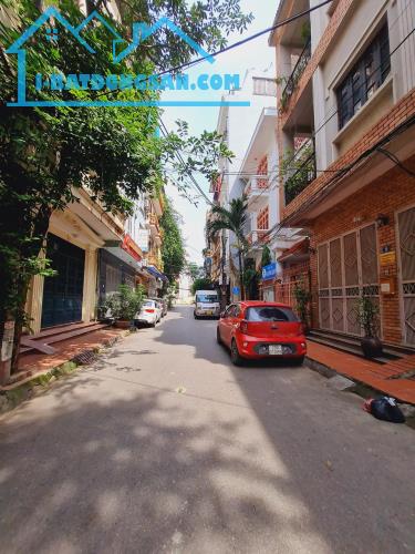 💥 Tòa Apartment Quan Nhân, Hoàng Ngân 88m2 10T, MT 11m, Lô góc, Ô tô tránh, Chỉ 52 Tỷ 💥