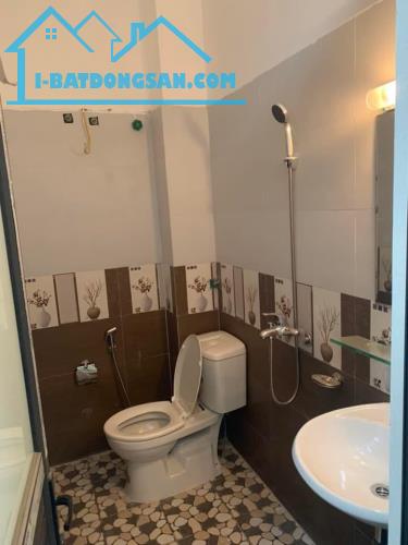 Bán nhà Ngõ 354 Trường CHinh, Dt 38m2 x5 tầng Mt 4m, Giá 4,8 tỷ, Lh 0842851516