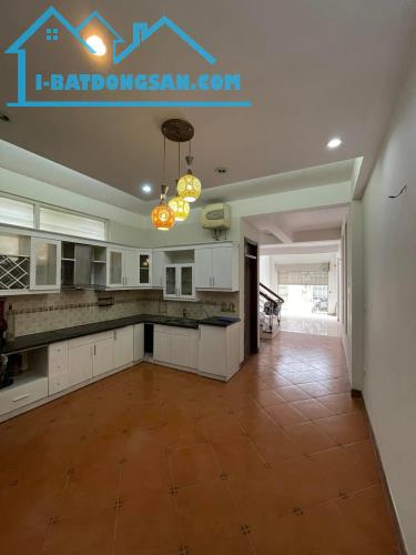 Mặt Phố Mễ Trì 85m2*5 Ở Ngay Lô Góc Vỉa Hè Ô Tô Kinh Doanh Giá 19.4 Tỷ Lh 0824564222. - 1