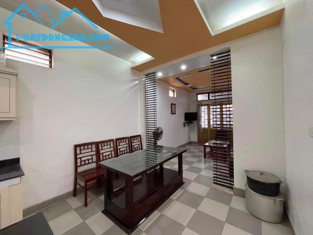 Bán gấp nhà đẹp phố Bạch Mai, ngõ rộng và thông. 43m2 x 5T. Gía 7.6 tỷ. - 1
