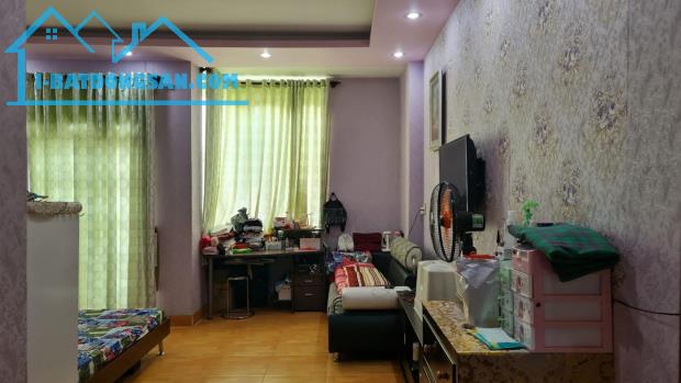 Bán nhà MT vip 5tầng (8x16.5)-Rẻ hơn giá đất, khu Tên Lửa, Bình Tân - 1