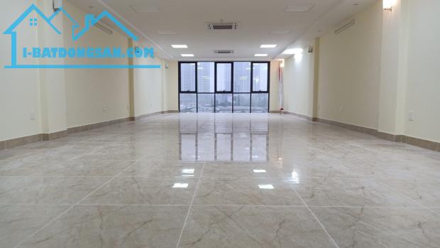 Cho thuê văn phòng 120m2-150m2 tại phố Trần Xuân Soạn,   Hai Bà Trưng, Hà Nội