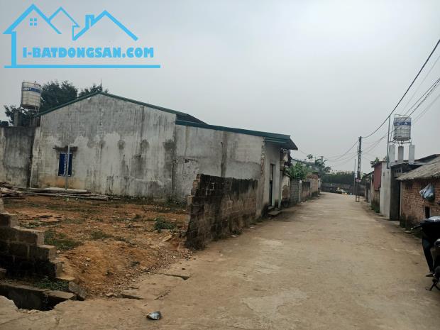 CẦN BÁN LÔ ĐẤT LÔ GÓC Ở ĐÔNG YÊN – 50M RA TL421B VỊ TRÍ ĐẸP 252M 10M MẶT TIỀN GIÁ 3.88 TỶ - 1