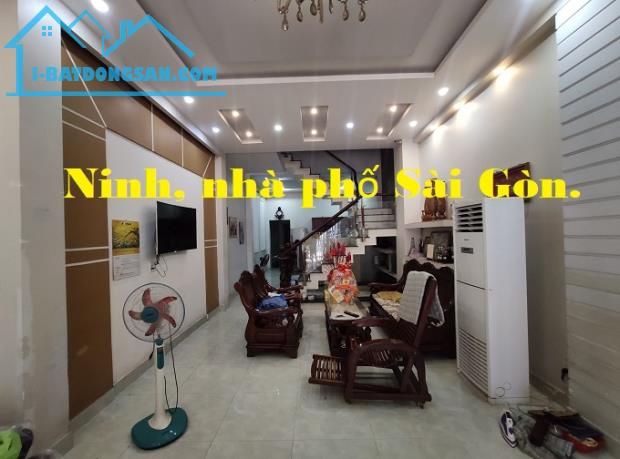 Hẻm 8m KD Lê Bình, P4, Tân Bình, 94m2, 4 tầng, 8PN. Ninh nhà phố.