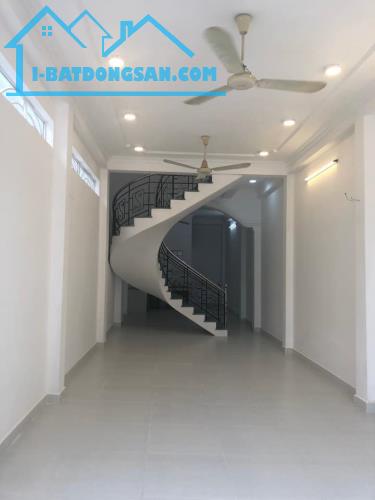 Nhà HXT Bùi Đình Túy, Bình Thạnh, 70m2, ngang 4, chỉ 8 tỷ