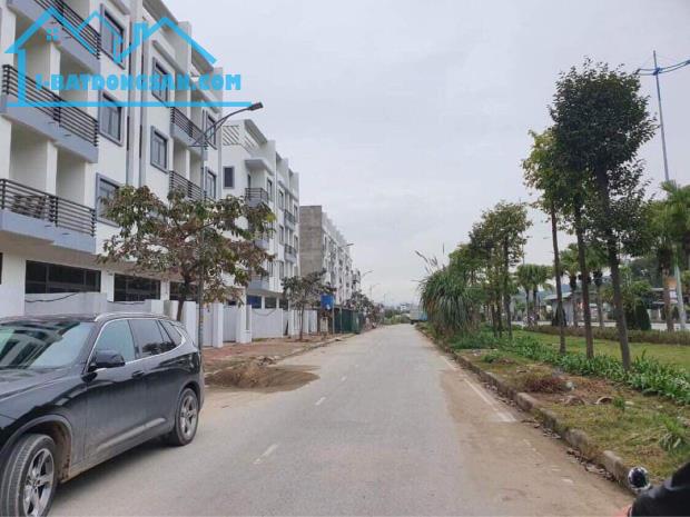 Bán ShopHouse Nam Ga, Quốc lộ 18, Bến xe Bãi Cháy, hoàn thiện đẹp, giá đầu tư lh 077973777