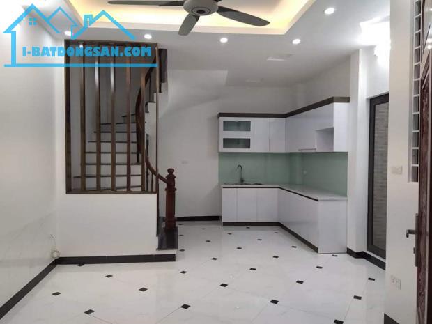 Nhà đẹp phố Nguyễn Cao - Sân rộng - Ngõ thông - Gần phố. Gía 6.8 tỷ. - 1