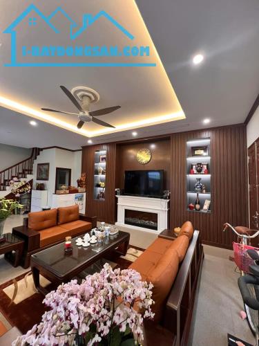 Bán Nhà Khu VP Chính Phủ - Vạn Phúc - Ba Đình - Lô Góc - 60m2x5T. - 4