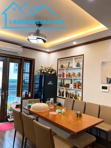 Bán Nhà Khu VP Chính Phủ - Vạn Phúc - Ba Đình - Lô Góc - 60m2x5T. - 3
