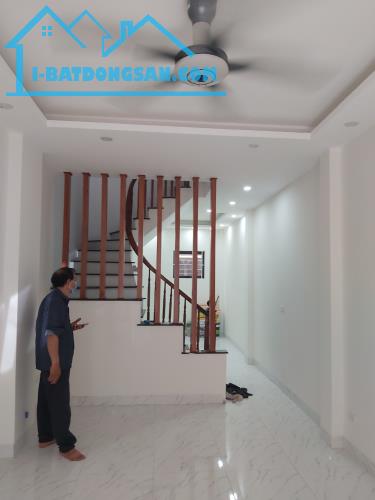 Siêu phẩm ô tô đô cửa 40m*4T ngay Cầu Am, Vạn Phúc, Hà Đông 2 mặt đường, Lh 0975*100*988. - 3