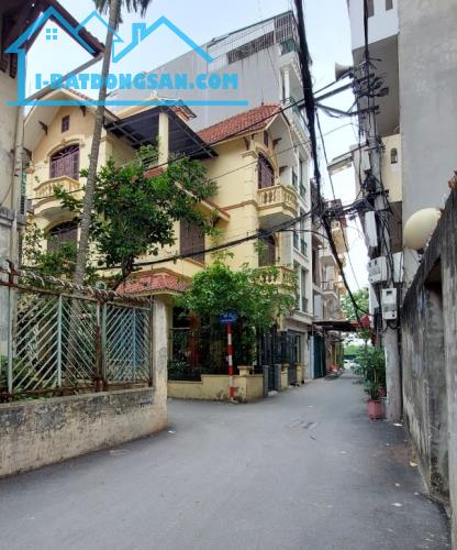 Bán nhà phố Nguyễn Văn Cừ, Lô Góc, Mặt tiền 15m, Ôtô vào nhà - 4