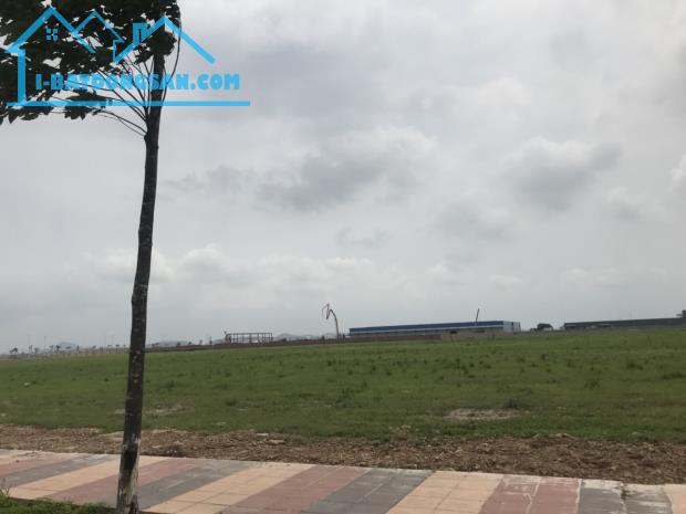 Bán lô đất Khu CN Hòa Phú  – Bắc Giang, DT 3ha, bàn giao ngay.