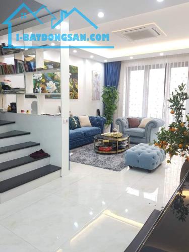 BÁN NHÀ 5 TẦNG THANG MÁY 70M2 PHỐ NGUYỄN VĂN CỪ, KINH DOANH, CHO THUÊ 40TR/TH. NHỈNH 13 TỶ - 1