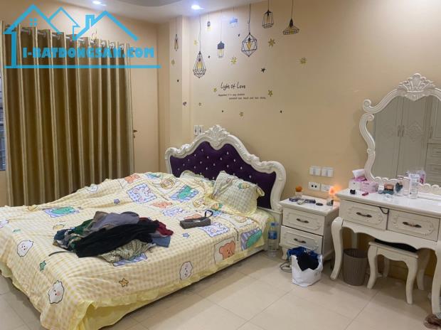 BÁN NHÀ THANH LIỆT dân tự xây 40M/ 2,4 TỶ - 2