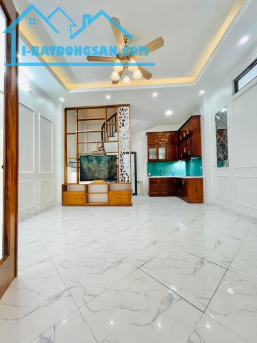 Nguyễn Đức Cảnh nhà mới đẹp - Lô góc - 3 thoáng. Gía 6.6 tỷ. - 1