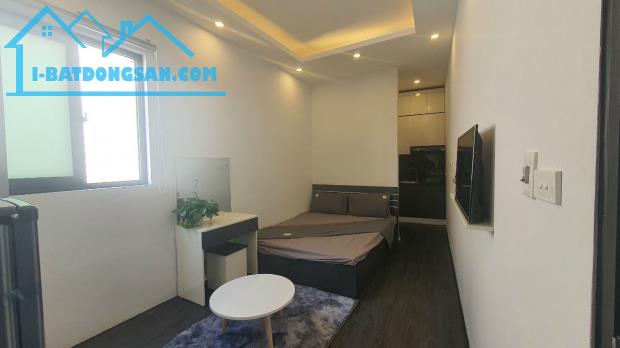 Bán CCMN Triều Khúc, DT 110m2*8T*28 phòng KK, doanh thu 100 triệu/tháng, giá 16.5 tỷ
