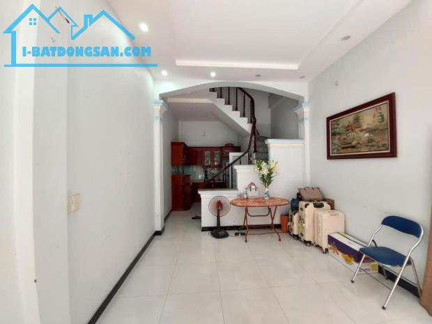 Bán nhà Ô tô đỗ cách nhà 10m Đường Giảng Võ, diện tích 44m2 x5 tầng, Mt 4m, Giá 7,1 tỷ - 2