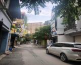 Nhà mặt phố Giáp Bát, gần Trương Định, 104m2, MT 5.2m, sổ vuông, 17 tỷ, 0867195893