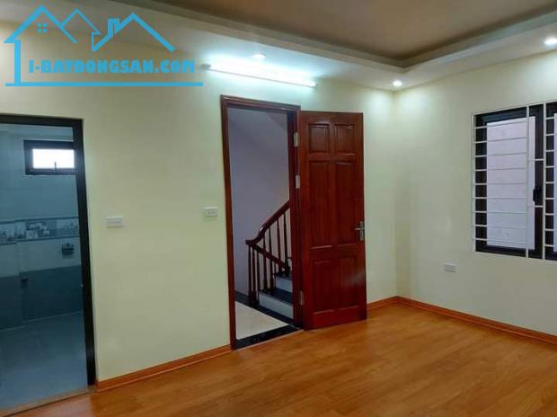 Bán nhà Ô tô cách nhà 15m đường Hồ Ba Mẫu, diện tích 40m2 x5 tầng, Giá 5,3 tỷ - 2