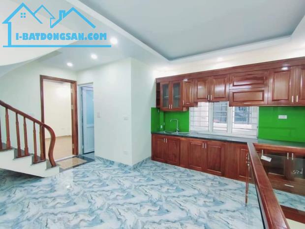 Bán nhà phân lô cách Hồ Ba Mẫu 100m Dt 52m2 x5 tầng Mt 4,5m Giá 7,9 tỷ Lh 0911551516 - 3