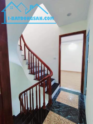 Bán nhà phân lô cách Hồ Ba Mẫu 100m Dt 52m2 x5 tầng Mt 4,5m Giá 7,9 tỷ Lh 0911551516 - 2