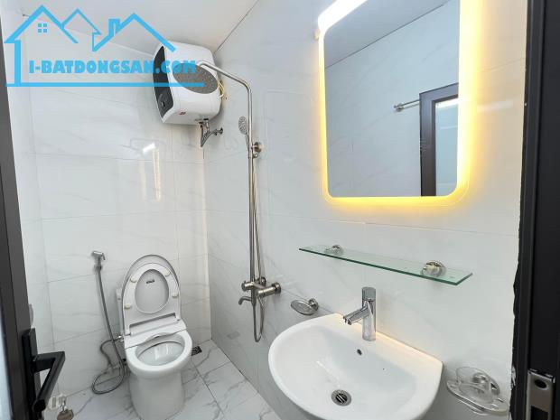 BÁN NHÀ LINH ĐÀM DT 38M/ GIá 4,1 Tỉ, GẦN Ô TÔ