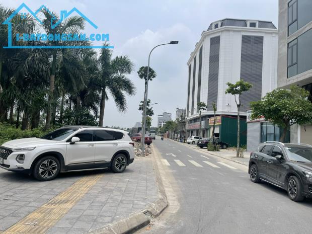 Bán đất kinh doanh đấu giá Vườn Đào khu đô thị mới Bắc Sông Thiếp Đông Anh view vườn hoa - 2