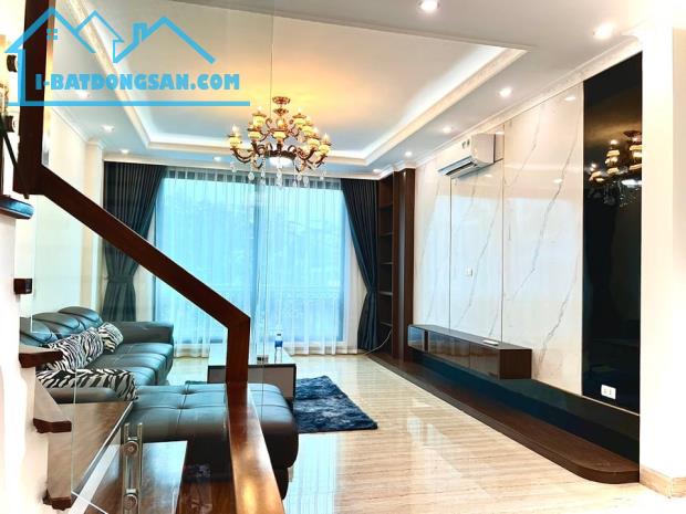 BÁN NHÀ 56M x 6 TẦNG THANG MÁY, 2 MẶT THOÁNG, Ô TÔ, PHỐ NGỌC LÂM – LONG BIÊN. HƠN 11 TỶ