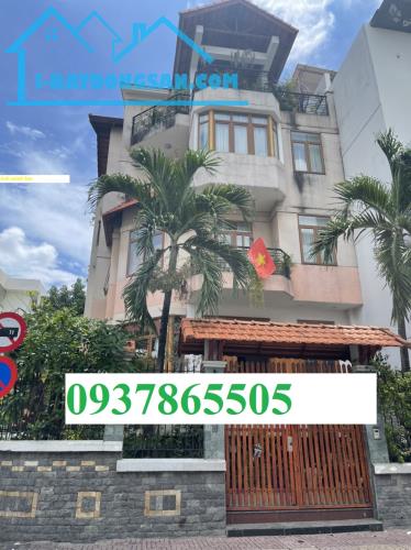 Bán biệt thự đường Pasteur Quận 3. Đường rộng 10M, DT: 10x25M, trệt 2 lầu ST giá 59 tỷ TL