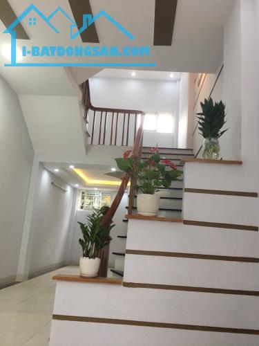 BÁN NHÀ CƯƠNG NGÔ TỨ HIỆP CẠNH CHI CỤC THUẾ THANH TRÌ 42m x 4 tầng 2.8 tỷ xây mới XÂY - 2